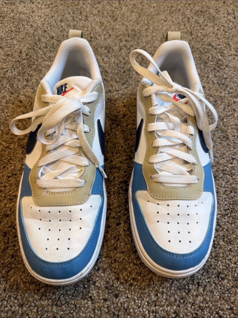 Nike Men’s Low-Top Sneakers in White, Blue & Tan